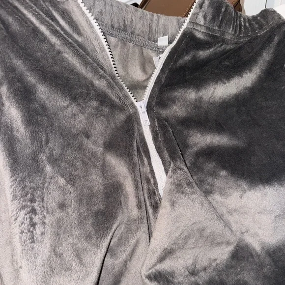 Tdionne Chrome Warmer Pants - Picture 2 of 2